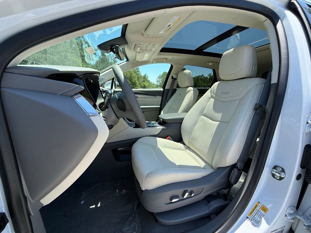 New 2026 Cadillac XT5 Premium Luxury FWD image 5