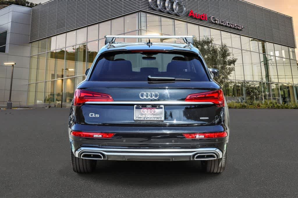 Used 2023 Audi Q5 e Premium w/ Convenience Package AWD/4WD image 3