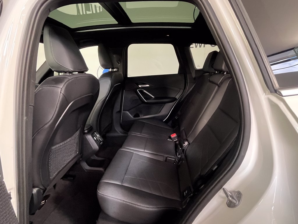 Certified 2023 BMW X1 xDrive28i w/ Convenience Package AWD/4WD image 16