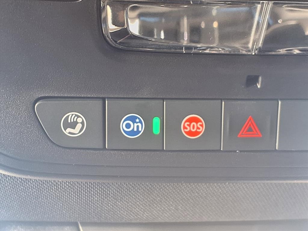 New 2026 Chevrolet Equinox EV LT image 7