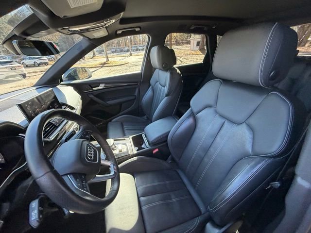 Used 2022 Audi SQ5 Premium Plus w/ Premium Plus Package image 11