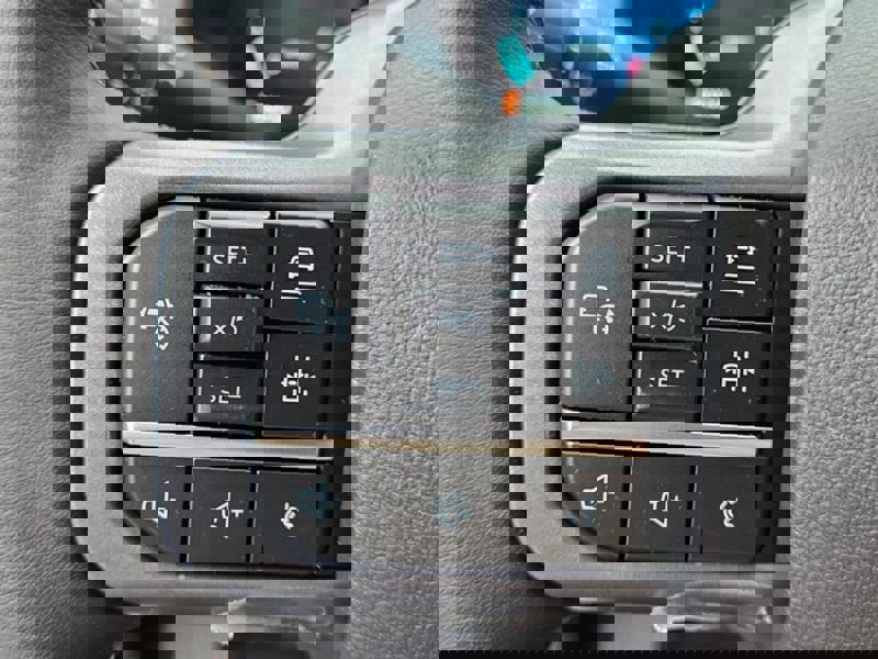 New 2025 Ford F150 Lariat w/ Equipment Group 502A High image 29