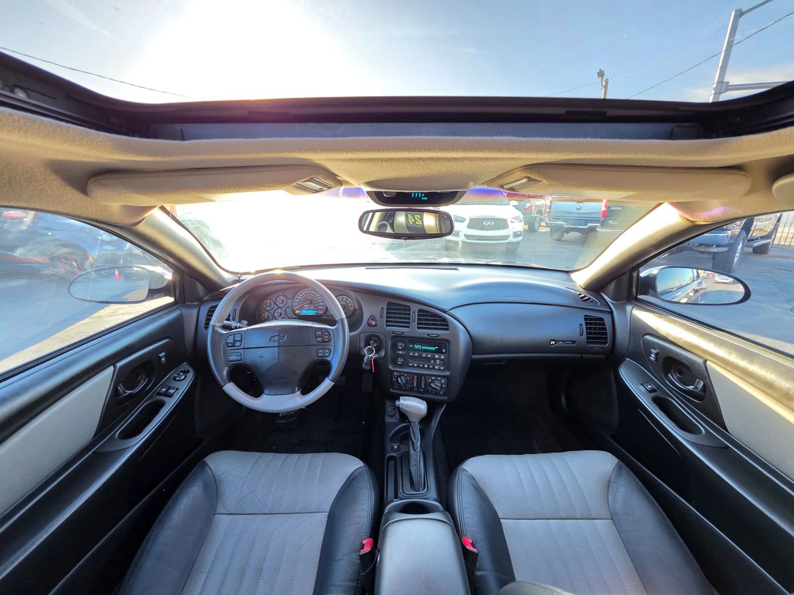 Used 2003 Chevrolet Monte Carlo SS image 2