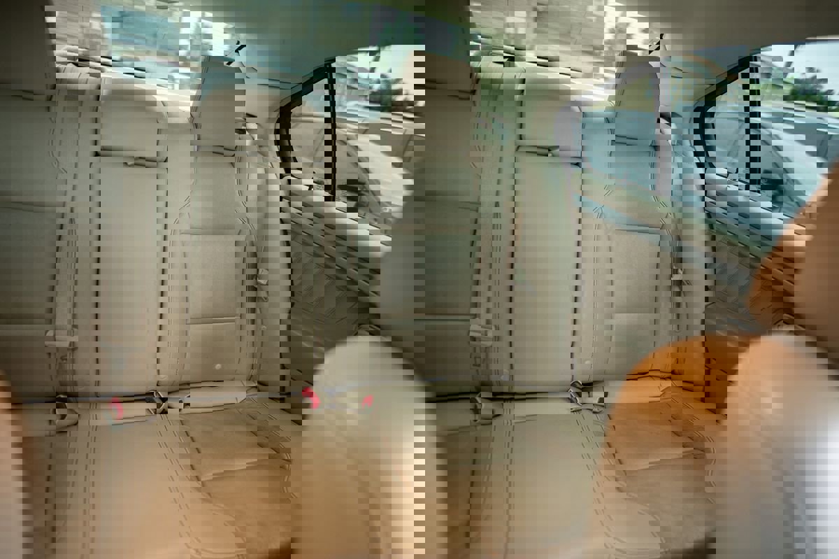 Used 2018 Ford Taurus SEL w/ Equipment Group 201A image 28