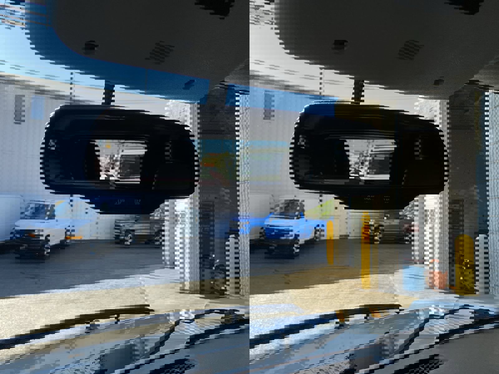 Used 2005 HUMMER H2 SUV w/ Preferred Equipment Group image 54