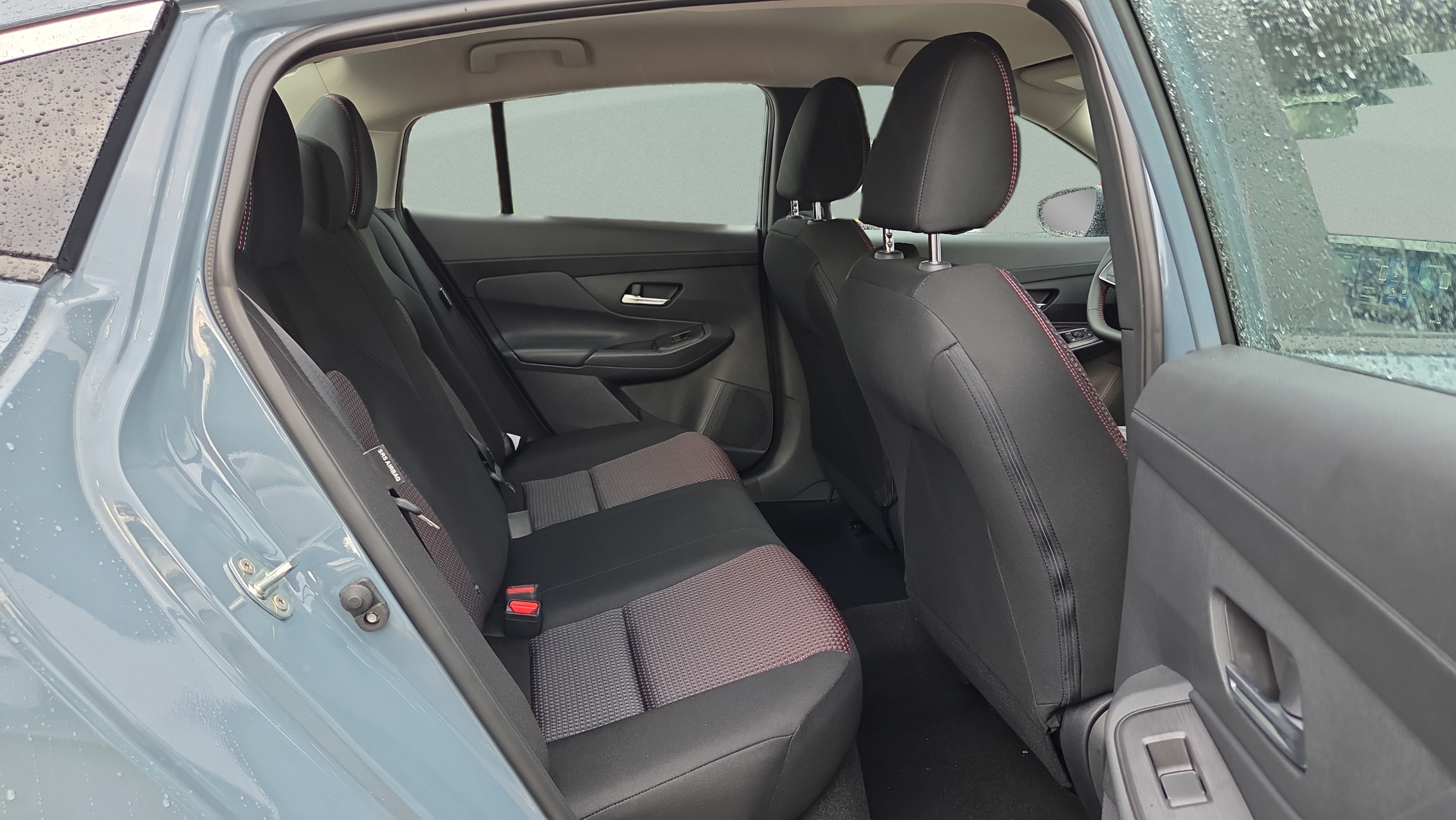 New 2027 Nissan Sentra SR w/ Floor Mat Package FWD image 17