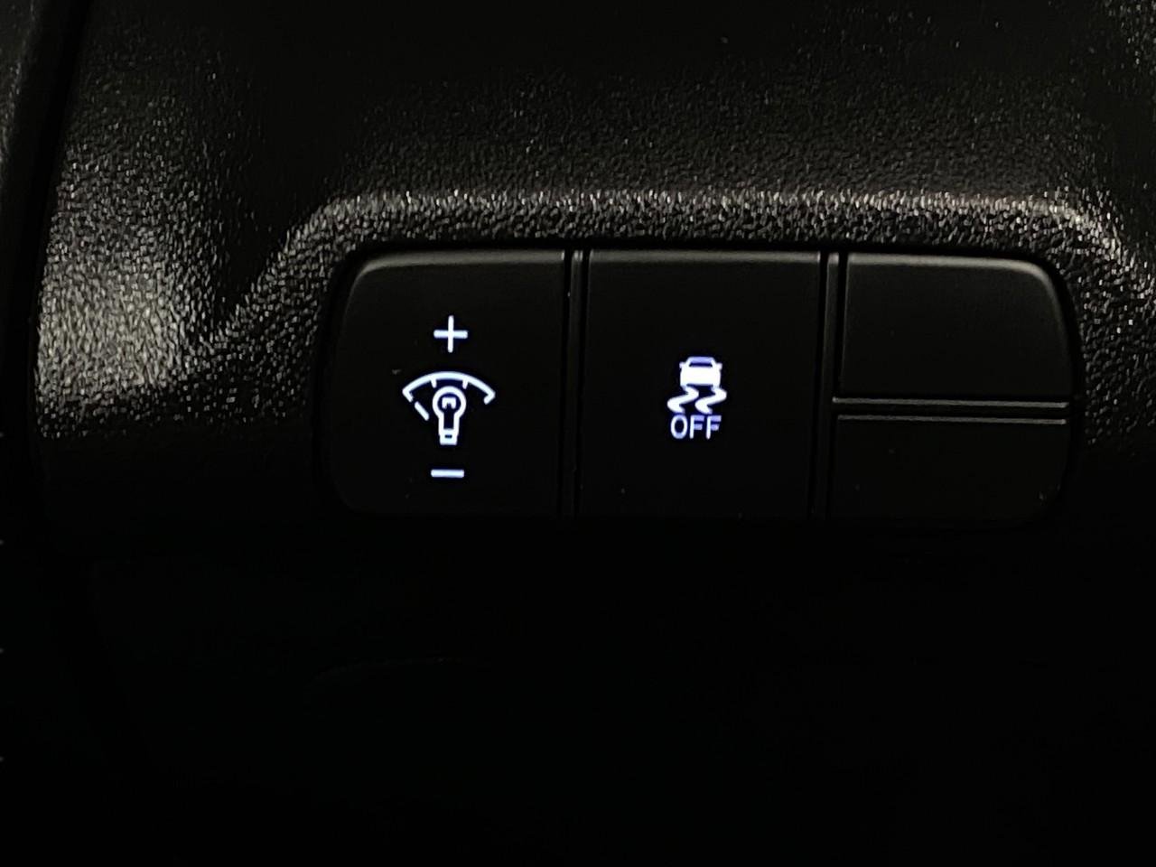 Certified 2025 Hyundai Elantra Sport FWD image 13