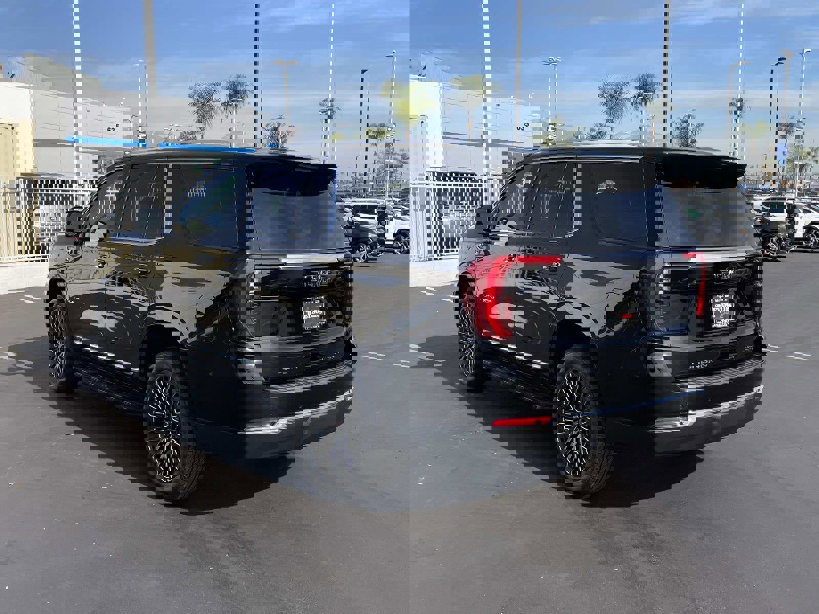 New 2026 GMC Yukon Elevation image 7