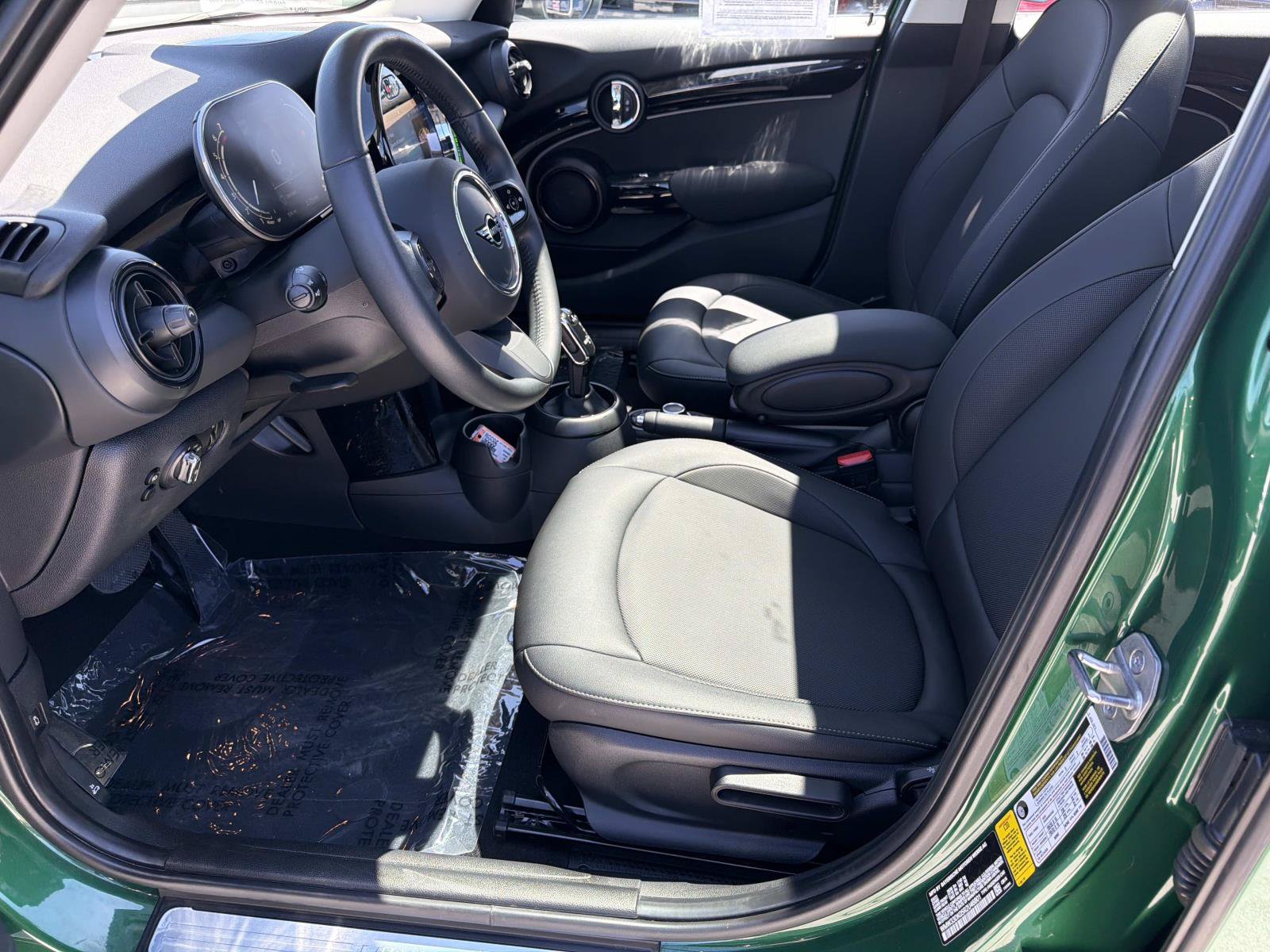 Certified 2024 MINI Cooper 4-Door Hardtop FWD image 13