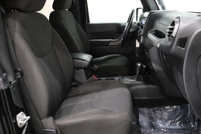 Used 2017 Jeep Wrangler Sport image 13