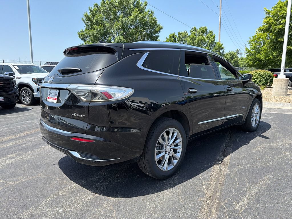 Used 2022 Buick Enclave Avenir w/ Avenir Technology Package AWD/4WD image 5