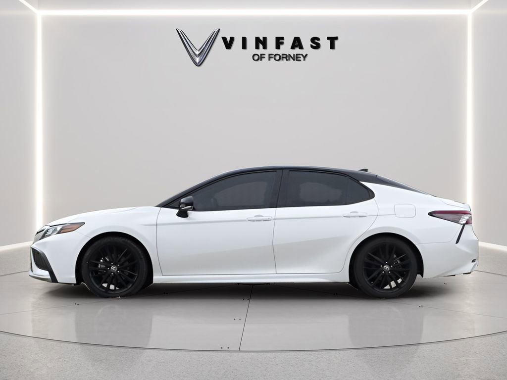 Used 2023 Toyota Camry XSE w/ Navigation Package FWD image 2