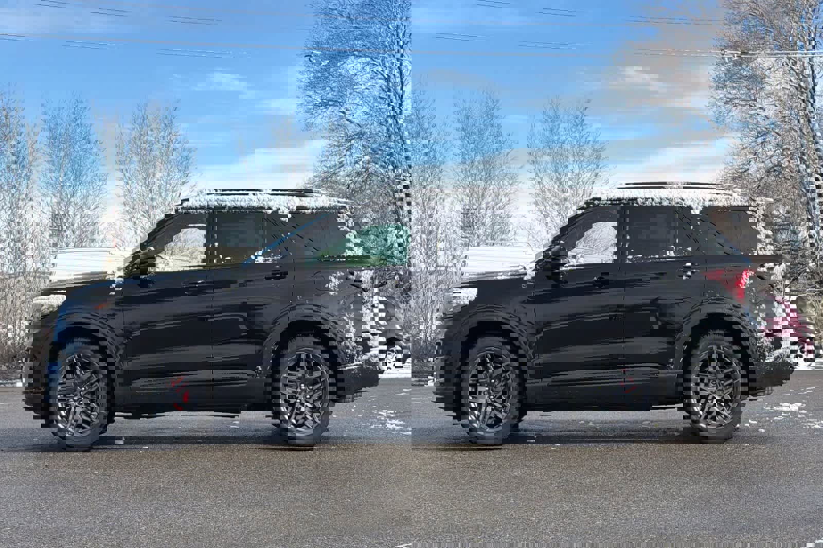 New 2026 Ford Explorer ST-Line w/ ST-Line Street Pack image 12