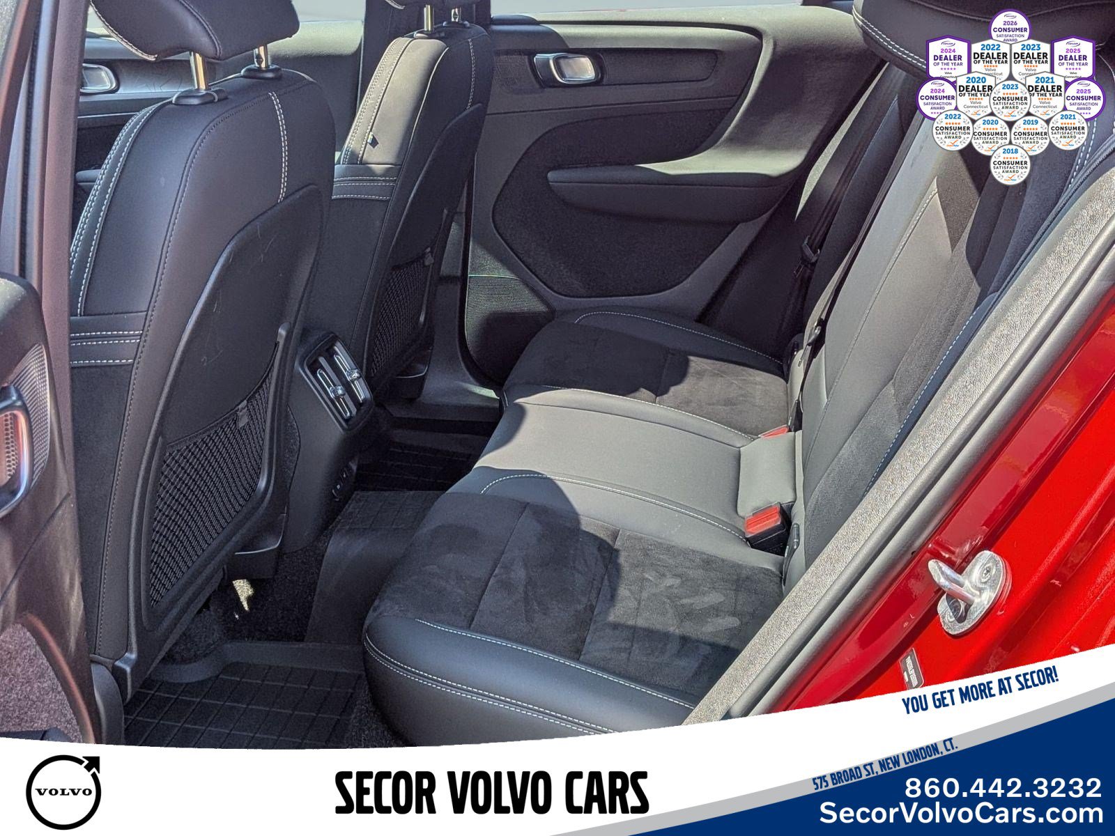 Used 2023 Volvo C40 P8 Recharge Plus w/ Climate Package AWD/4WD image 16