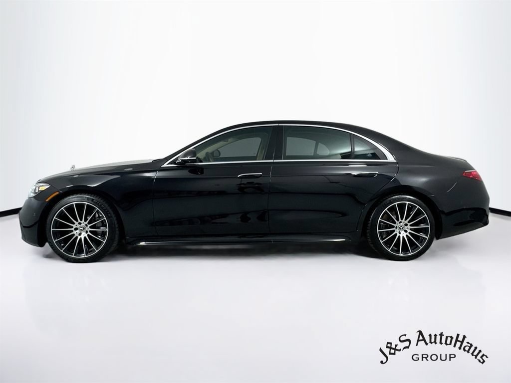 Used 2021 Mercedes-Benz S 580 4MATIC Sedan image 4
