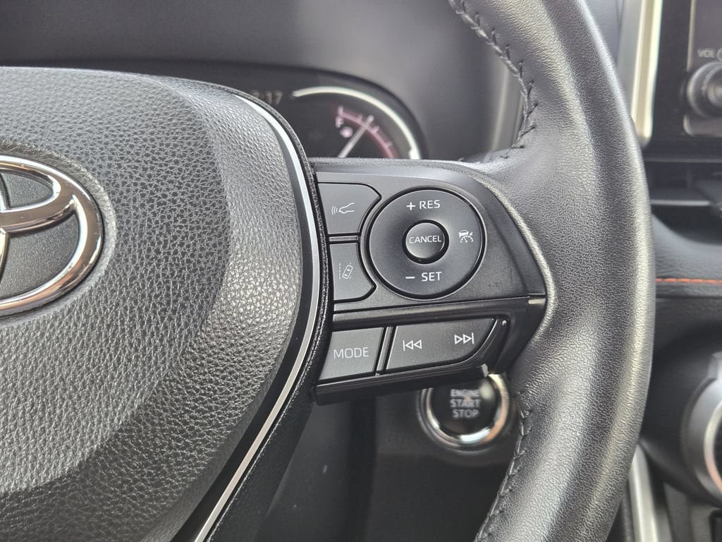 Used 2024 Toyota RAV4 Adventure AWD/4WD image 17