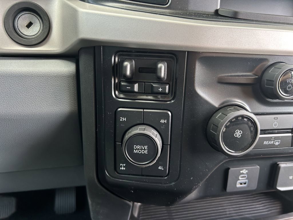 New 2026 Ford F250 XL w/ STX Appearance Package AWD/4WD image 15