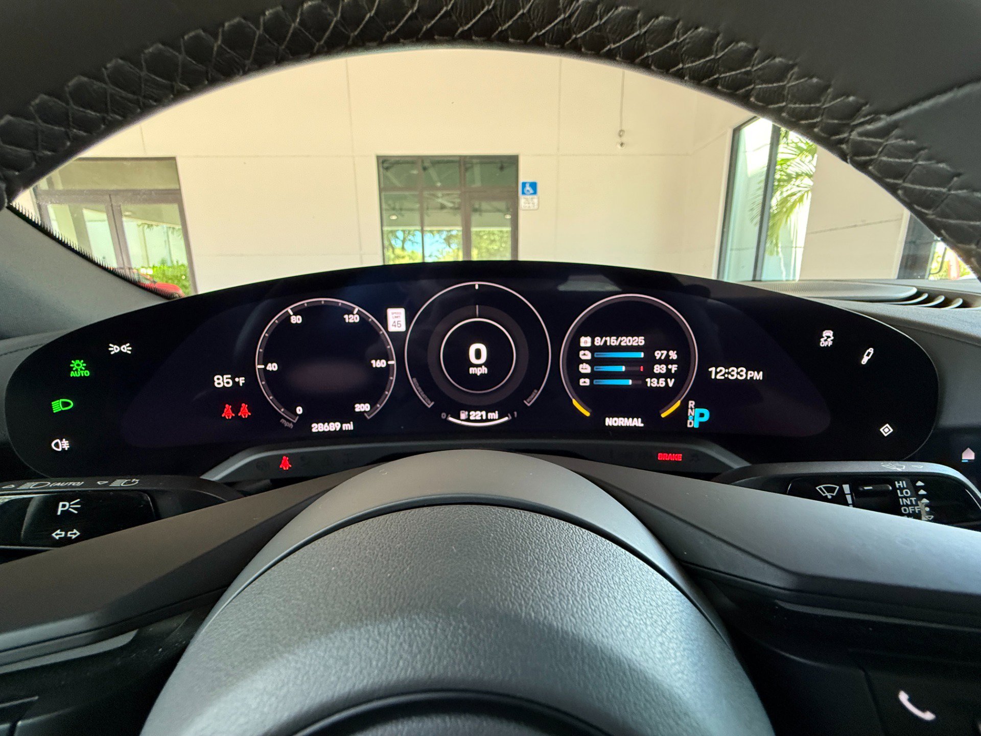 Used 2022 Porsche Taycan image 41