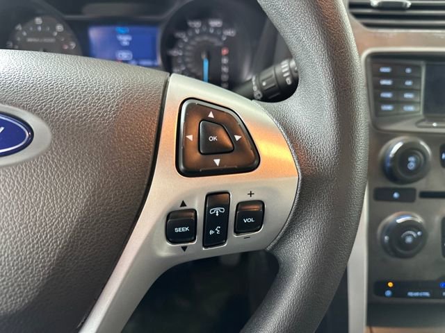 Used 2013 Ford Explorer Base image 16