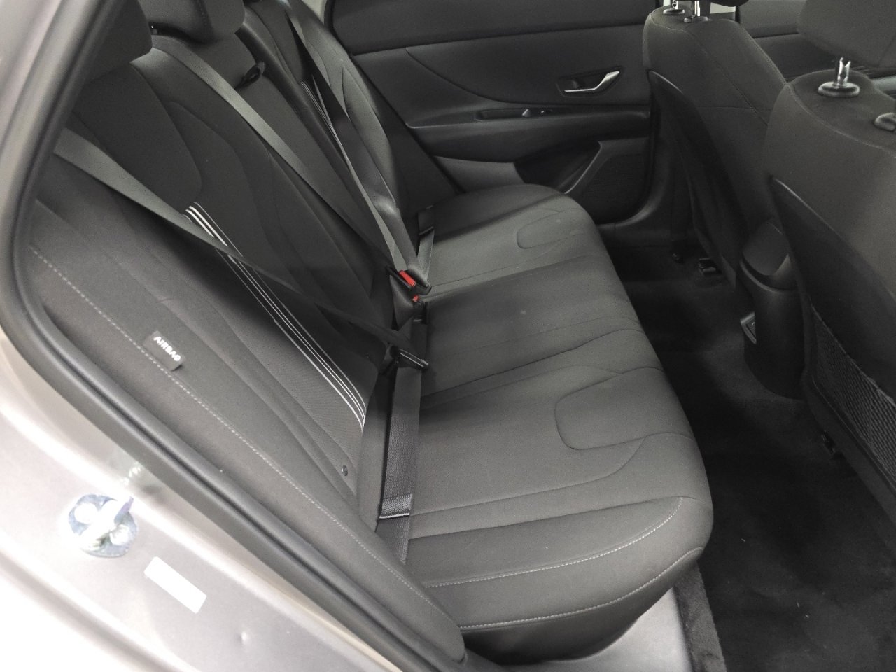 Used 2025 Hyundai Elantra SEL image 24