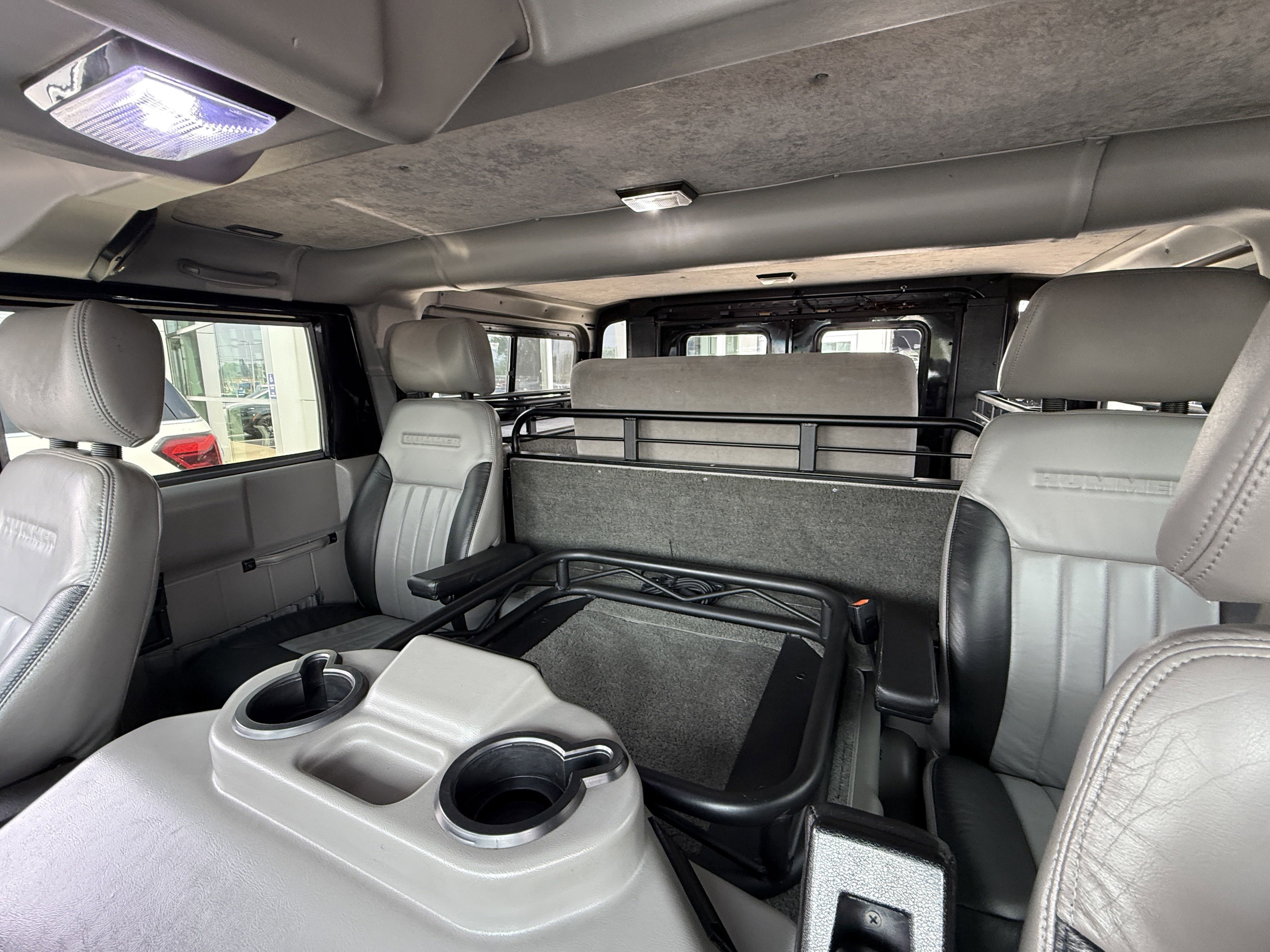 Used 2001 HUMMER H1 4-Door Wagon image 18