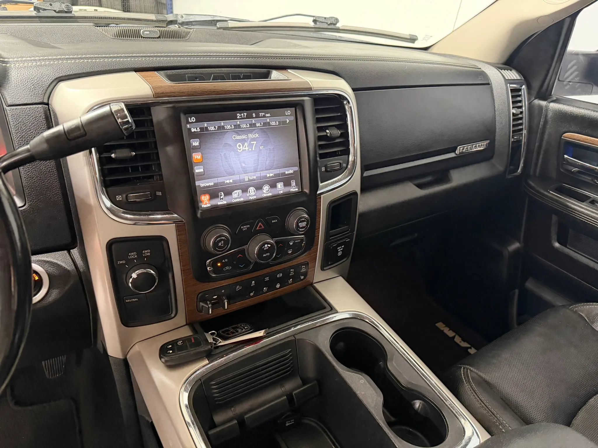 Used 2017 RAM 2500 Laramie w/ Sport Appearance Group AWD/4WD image 14