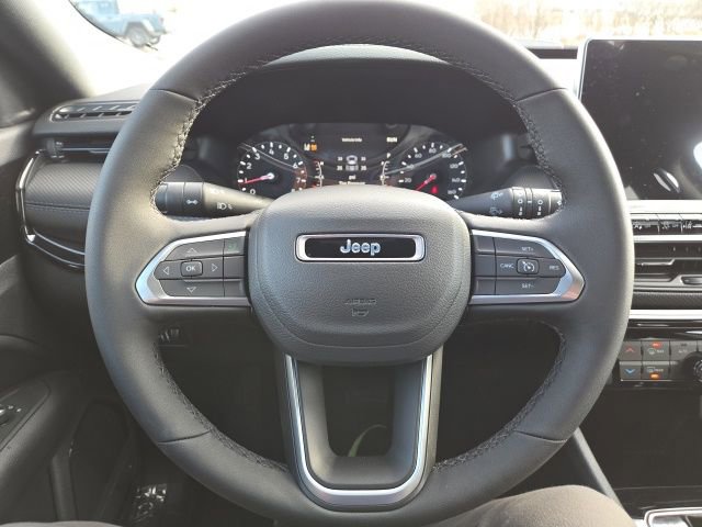 New 2026 Jeep Compass Latitude image 15