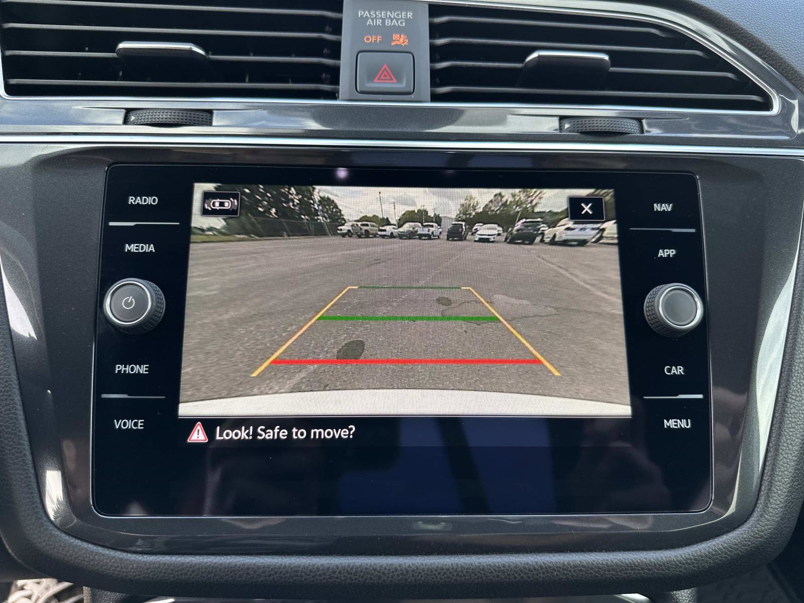 Used 2023 Volkswagen Tiguan SEL R-Line image 26