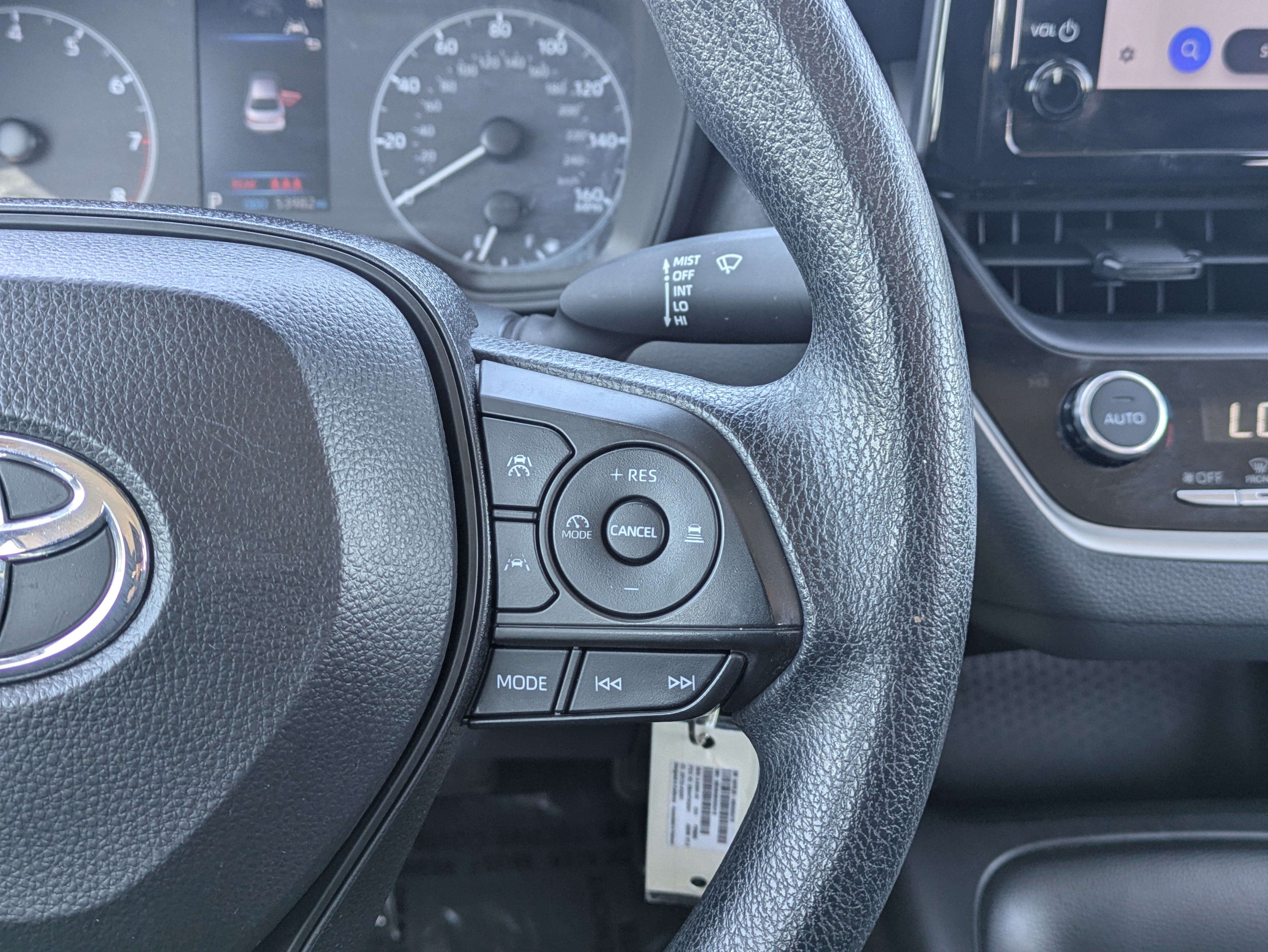 Used 2024 Toyota Corolla LE FWD image 21