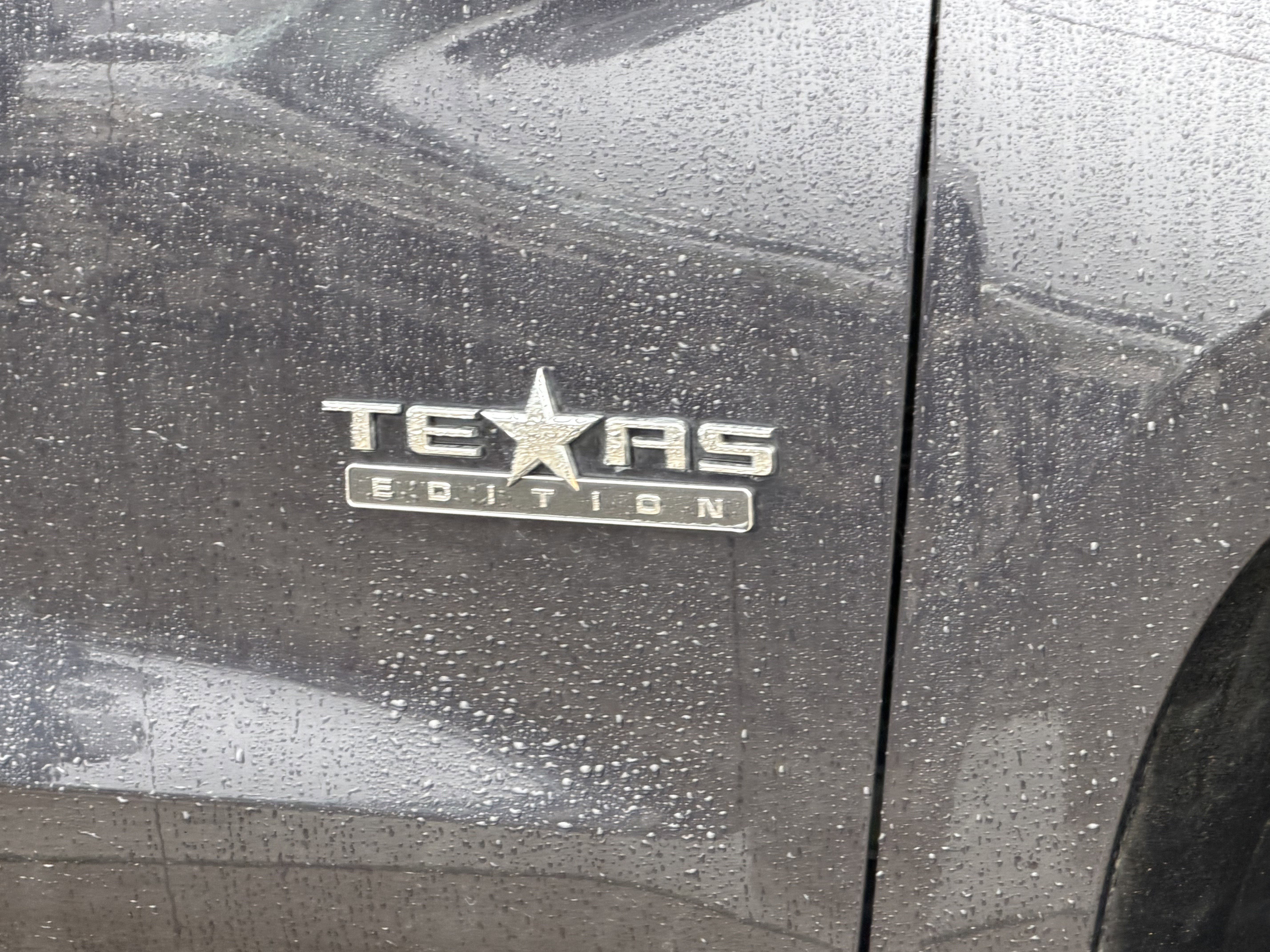 Used 2024 Chevrolet Silverado 1500 LT RWD image 4