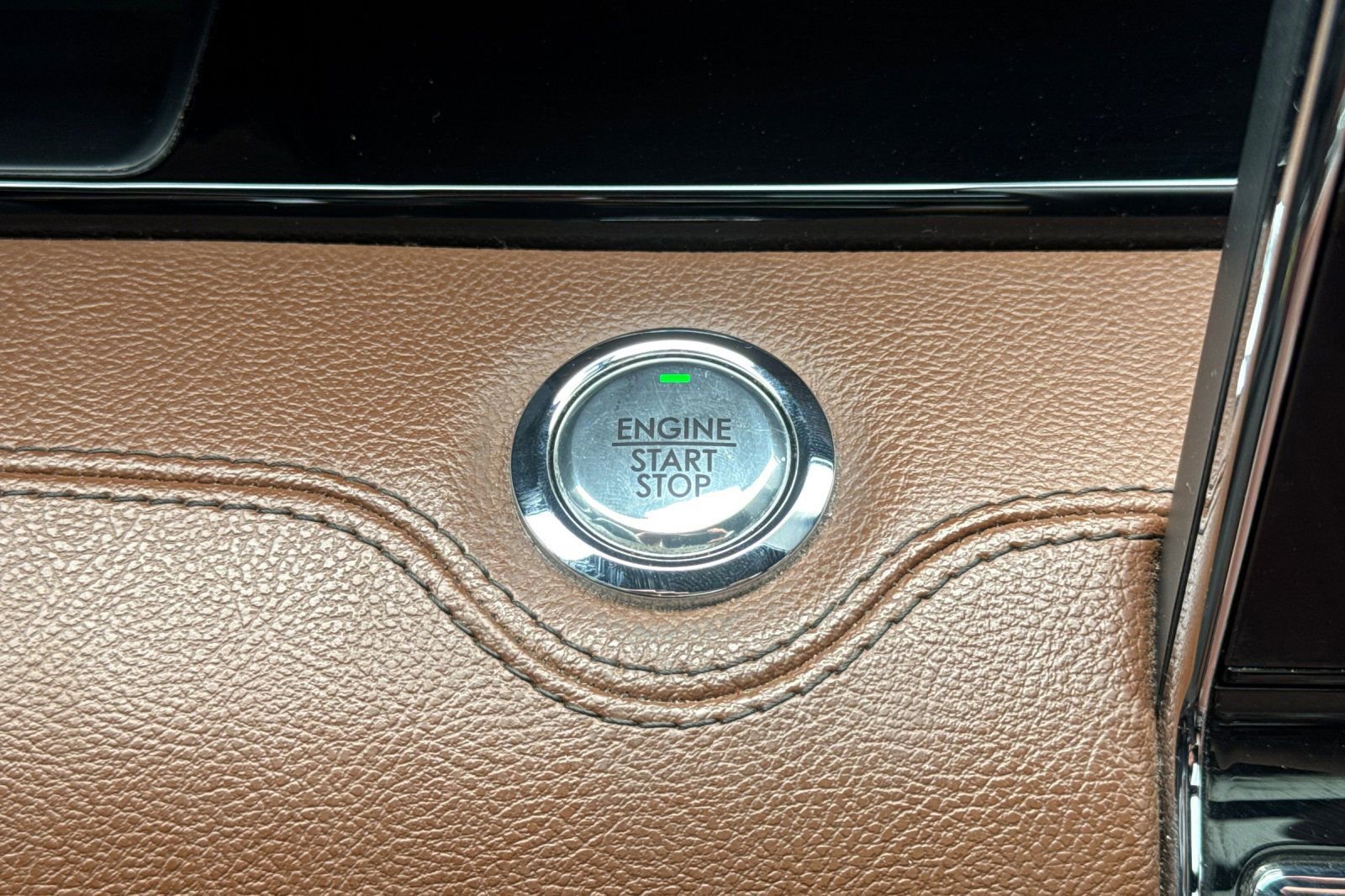 Certified 2023 Lincoln Navigator L Reserve AWD/4WD image 23