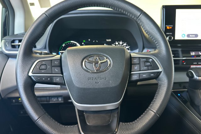 Certified 2026 Toyota Sienna XLE FWD image 29