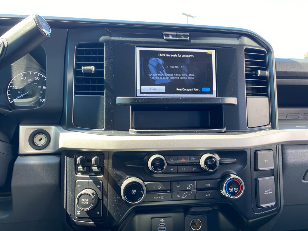 New 2026 Ford F350 4x4 Crew Cab Super Duty image 10