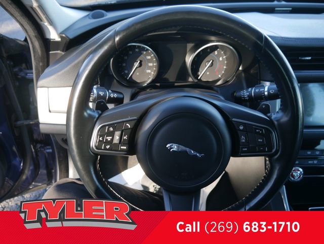 Used 2017 Jaguar XF Premium AWD/4WD image 26