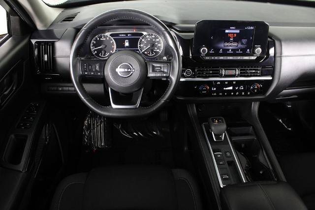 Certified 2023 Nissan Pathfinder SV FWD image 7