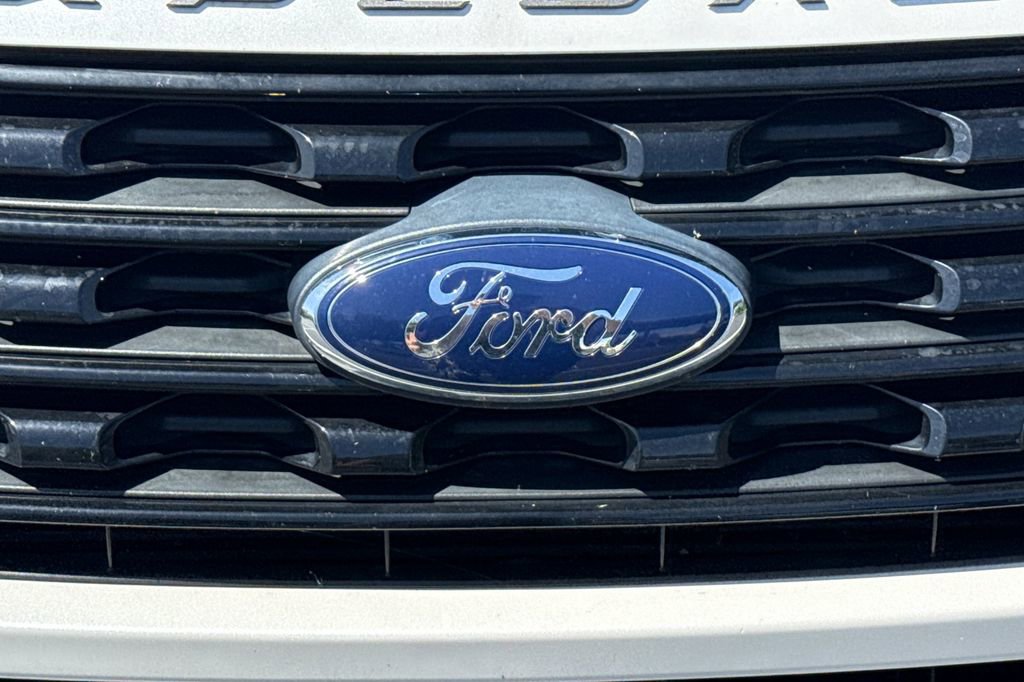 Used 2016 Ford Explorer Sport w/ Equipment Group 401A AWD/4WD image 8