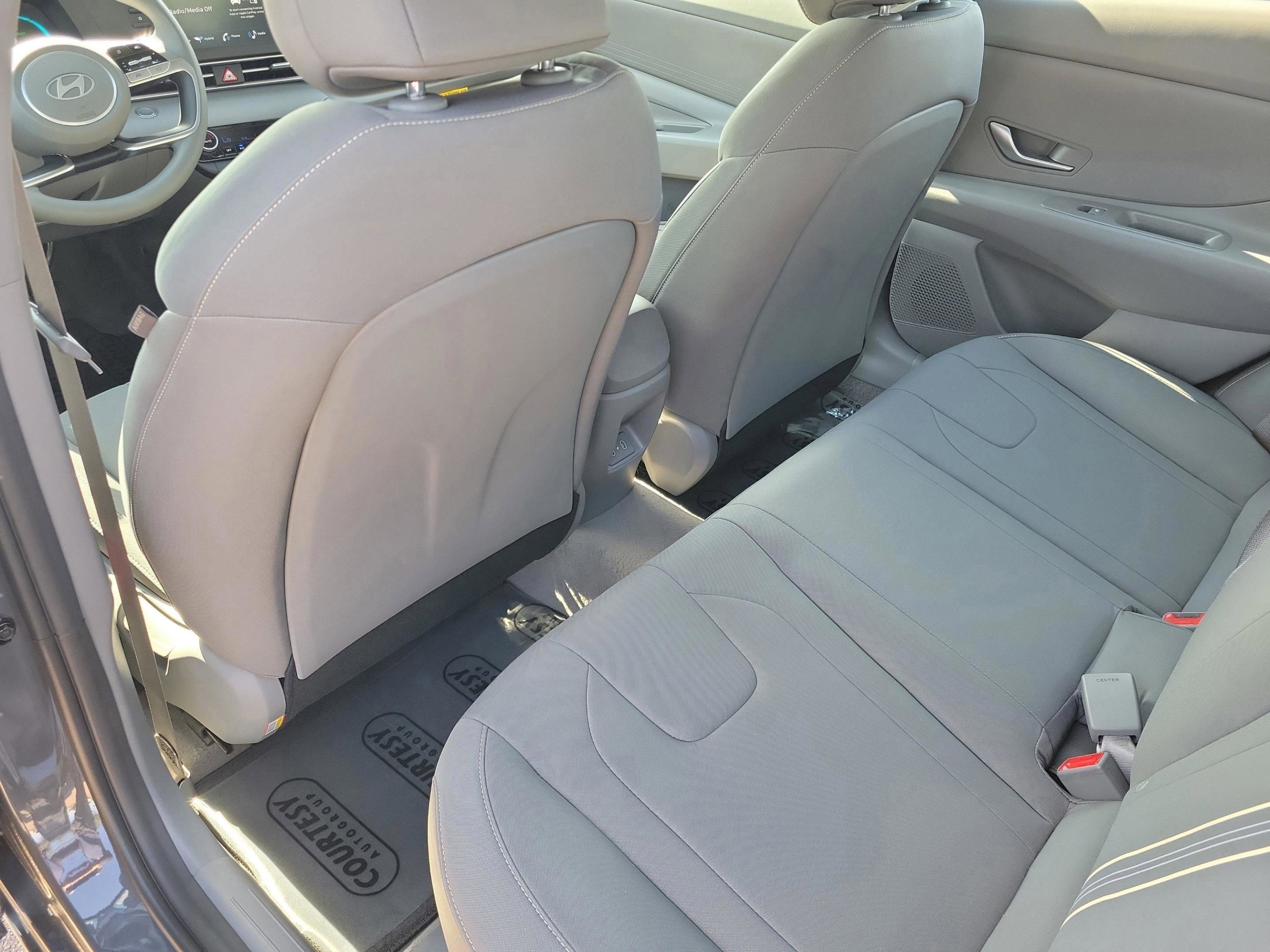 New 2026 Hyundai Elantra Blue image 29