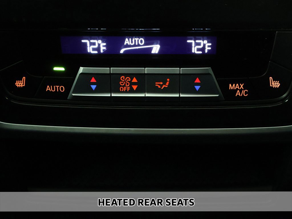 Used 2025 BMW X6 xDrive40i w/ Climate Comfort Package image 10