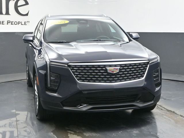 Used 2025 Cadillac XT4 Premium Luxury image 51