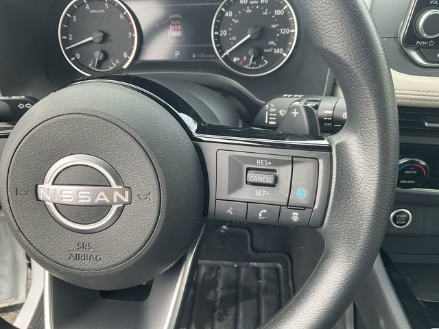 Used 2023 Nissan Rogue SV image 22