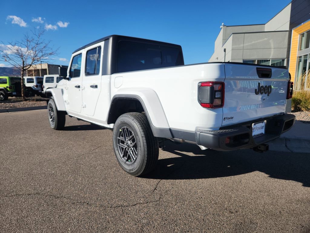New 2026 Jeep Gladiator Sport AWD/4WD image 4