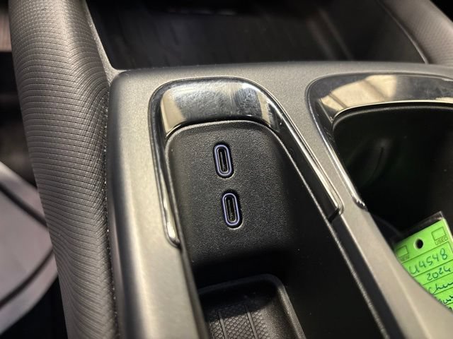 Used 2026 Chevrolet Equinox EV RS w/ Convenience Package II AWD/4WD image 30