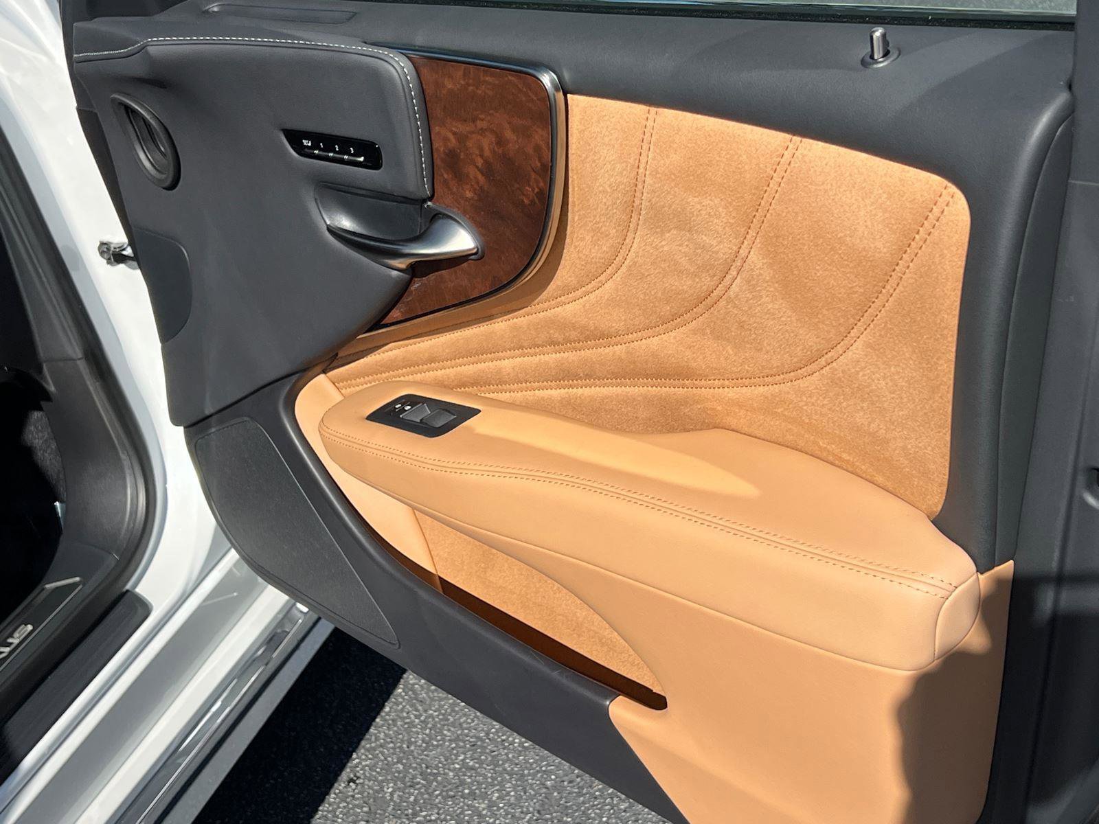 Certified 2023 Lexus LS 500 image 15