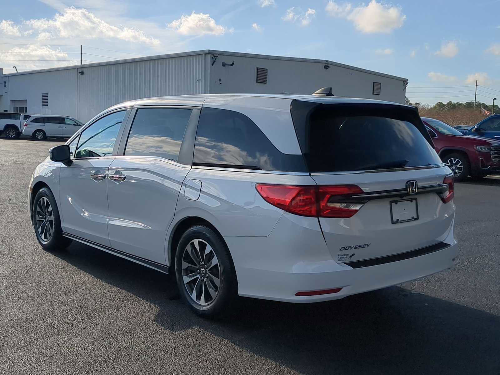 Used 2023 Honda Odyssey EX-L image 6
