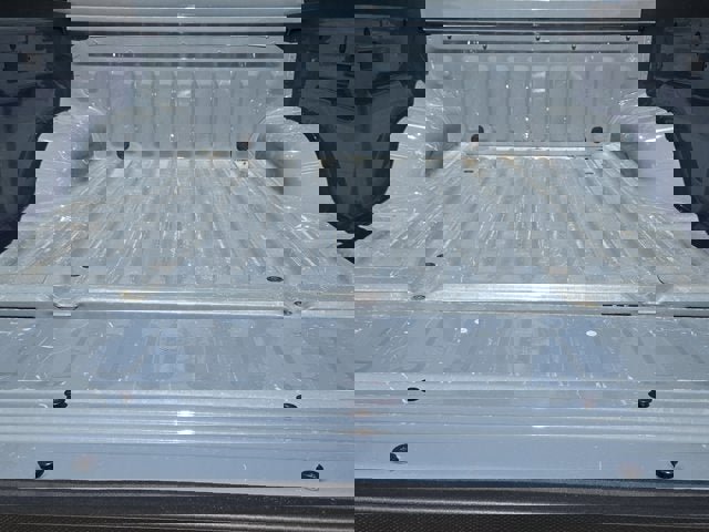 Used 2022 Nissan Frontier PRO-4X image 17