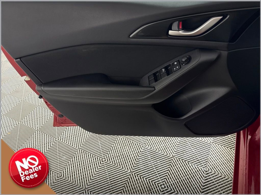 Used 2016 MAZDA MAZDA3 i Touring image 9