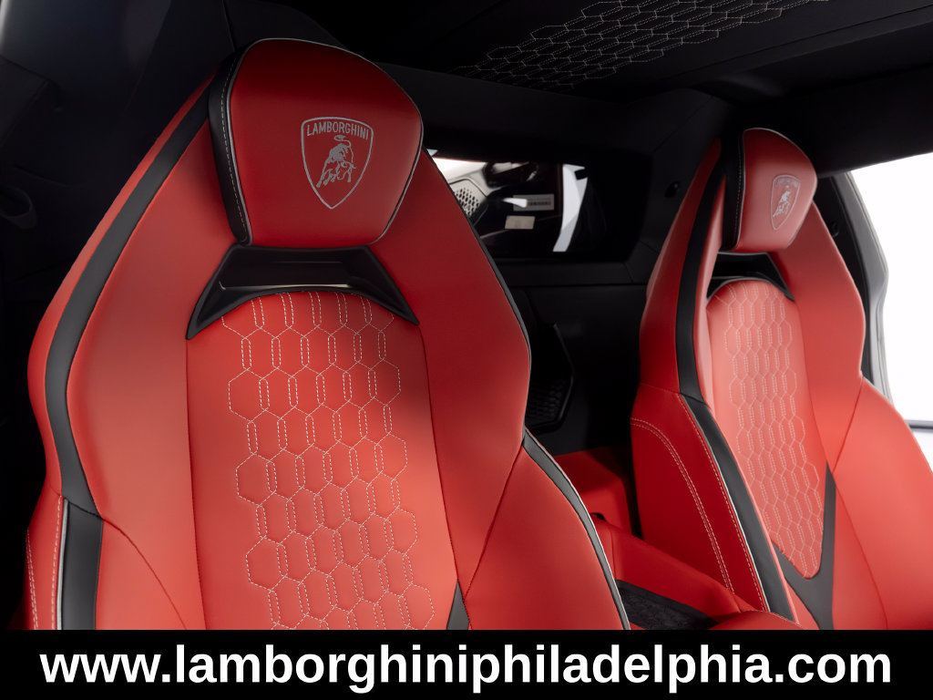 Used 2026 Lamborghini Revuelto AWD/4WD image 44