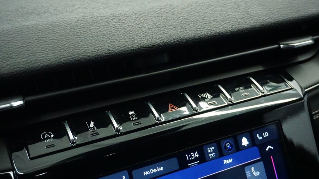 Used 2023 Jeep Grand Cherokee L Laredo image 30