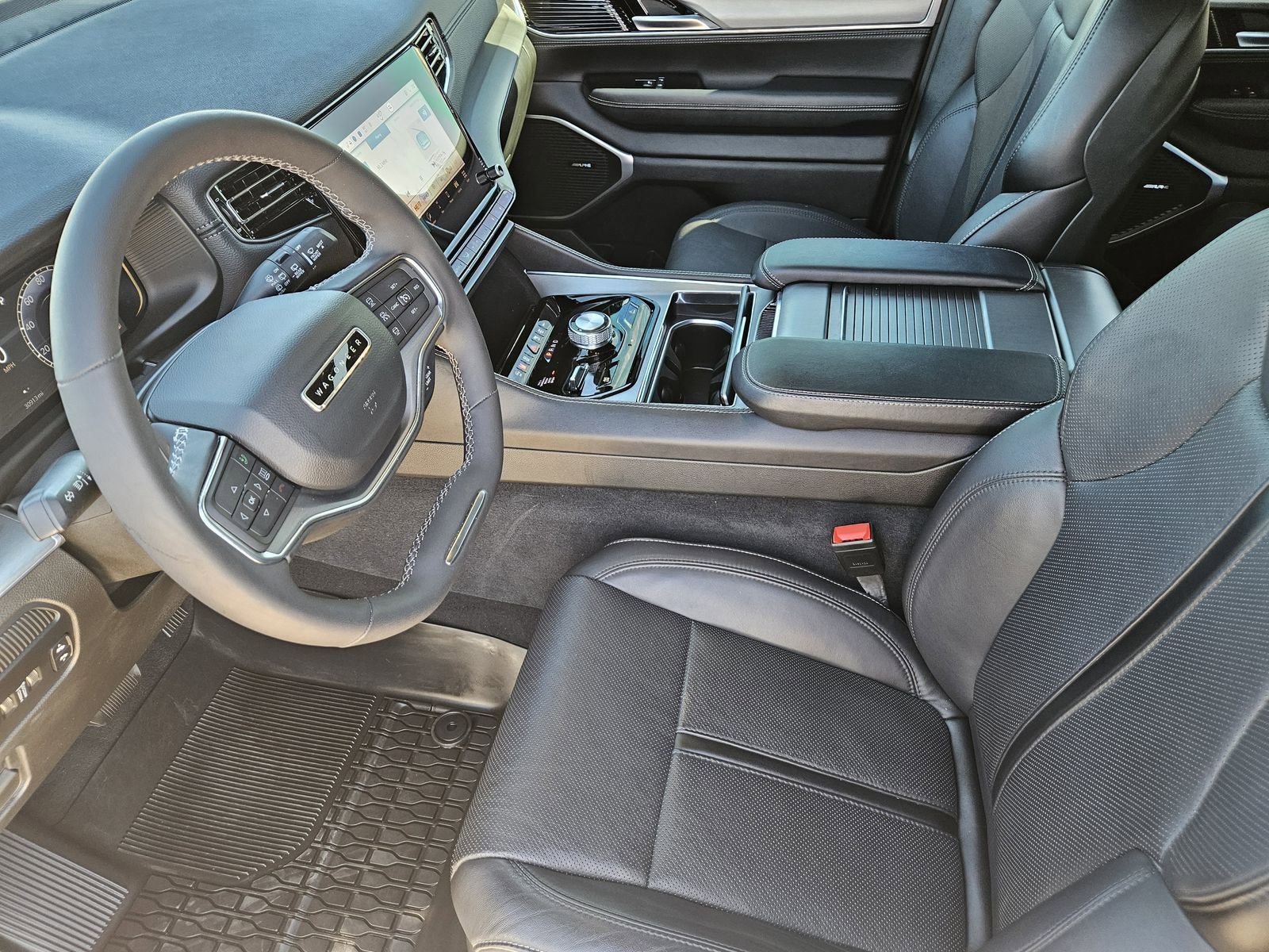 Used 2024 Jeep Wagoneer Series II image 14