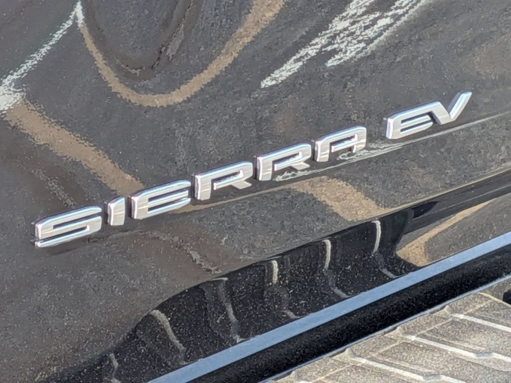 Used 2026 GMC Sierra EV Elevation AWD/4WD image 12